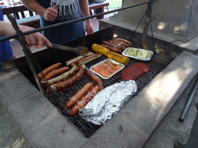 Ferienwohnung in Behrensdorf - Lissis  Appartement - Grill-Köstlichkeiten