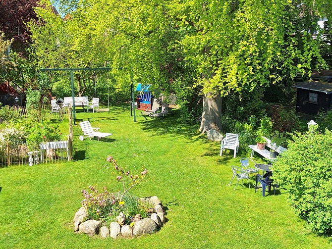 Ferienwohnung in Dahme - Petra - Garten mit Schaukel