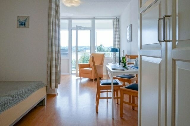 Ferienwohnung in Heiligenhafen - "Strandhotel Heiligenhafen", Wohnung 211 "lütte Jolle" (Typ III) - Bild 11