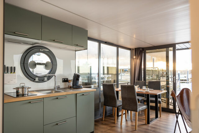 Ferienwohnung in Heiligenhafen - exclusives Hausboot "Opa Wilhelm" - Bild 6